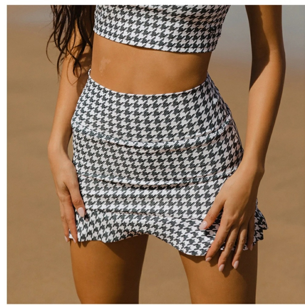 Albion Swim Skirt in Houndstooth